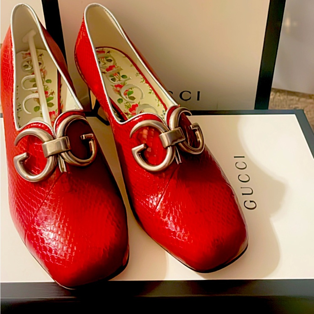 Gucci heels with snake leather